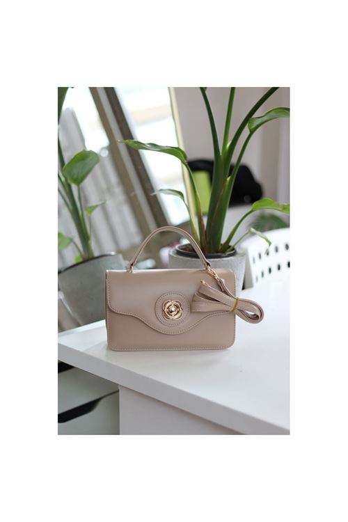 Kadın Nude Gold Oval Toka Detaylı Yumuşak Deri El Omuz Çantası