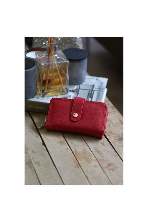 Kadın Kırmızı Kartlık Detaylı Orta Boy Cüzdan