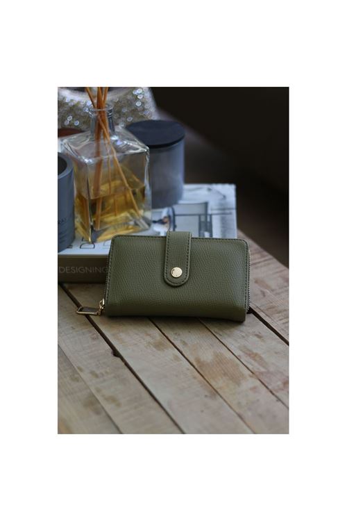 Kadın Haki Yeşil Kartlık Detaylı Orta Boy Cüzdan