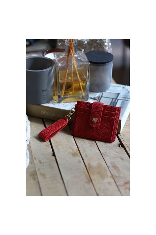 Kadın Kırmızı Mini Maskot Kartlık