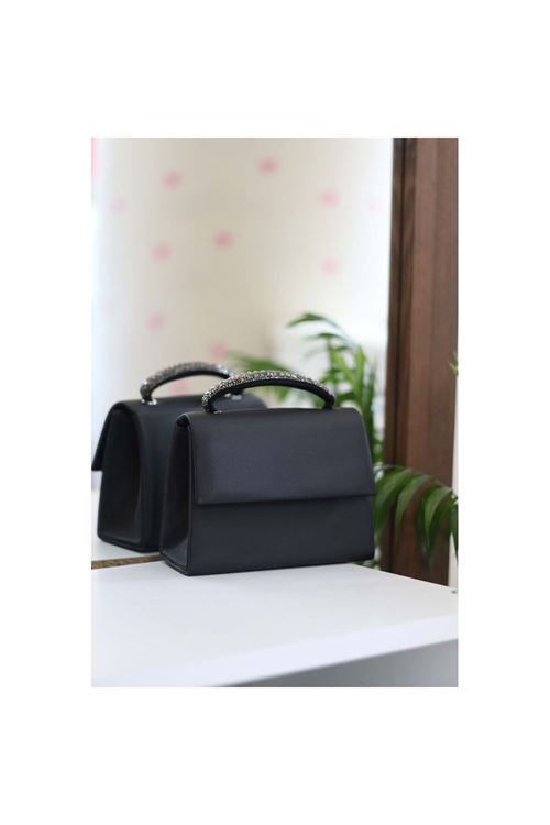 Kadın Siyah Taş Tutma Detaylı Abiye Omuz Çantası