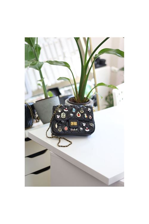 Kadın Siyah Taş Aksesuar Detaylı Ayarlanabilir Askılı Omuz Çantası