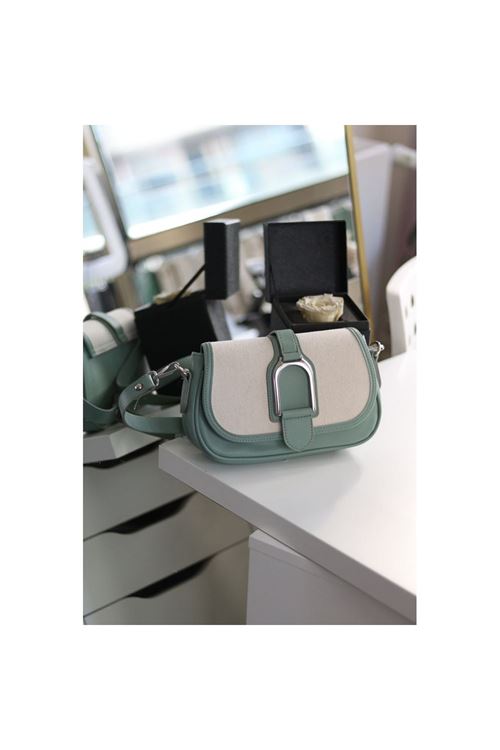 Kadın Mint Yeşili Keten Silver Toka Detaylı Askılı Omuz Çantası