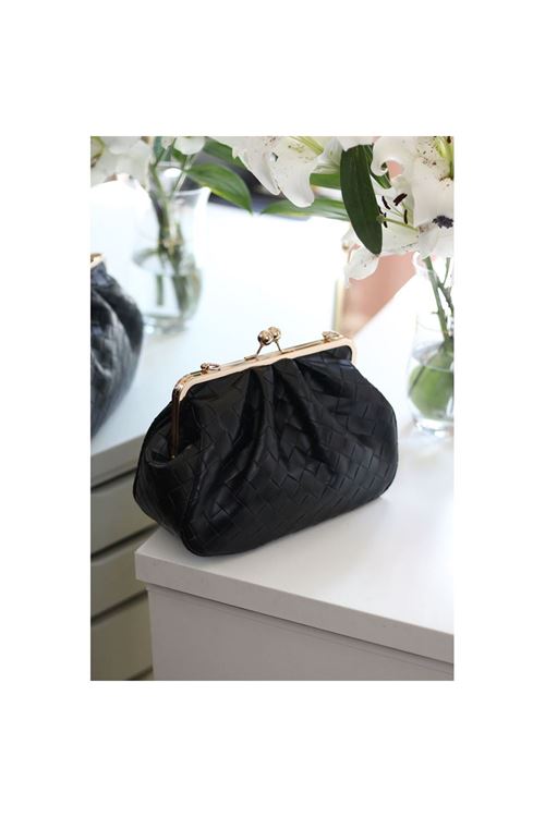 Kadın Siyah Kare Desenli Burslu Askılı Omuz Çantası