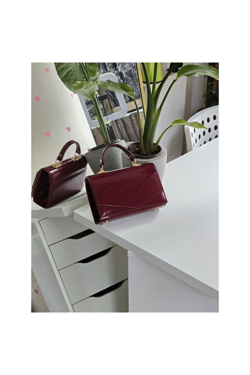 Kadın Bordo Rugan Zarf Tutma Saplı Omuz Çantası