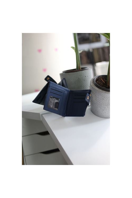 Kadın Koyu Mavi Kroko Desenli Kartlık Detaylı Kare Cüzdan