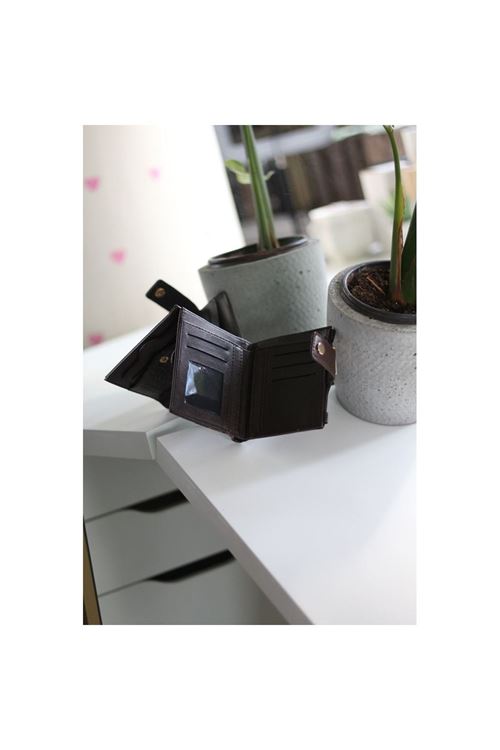 Kadın Acı Kahve Kroko Desenli Kartlık Detaylı Kare Cüzdan