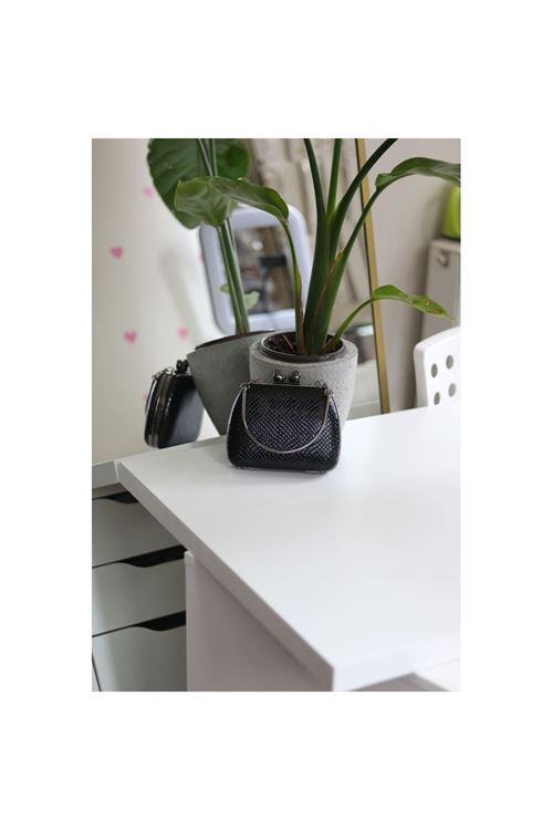 Kadın Siyah Desenli Metal Tutma Kulplu Kalp Klips Abiye El Çantası