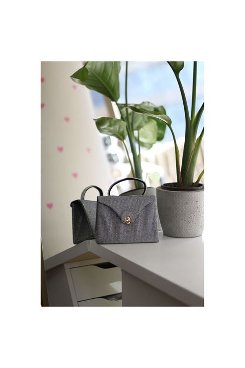 Platin Simli Oval Gold Aksesuarlı Taşlı Tutma Kulplu Abiye El Çantası