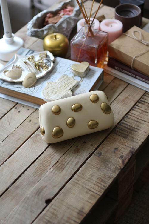 Butter yellow Metal Aplikeli Zincirli Clutch Çanta